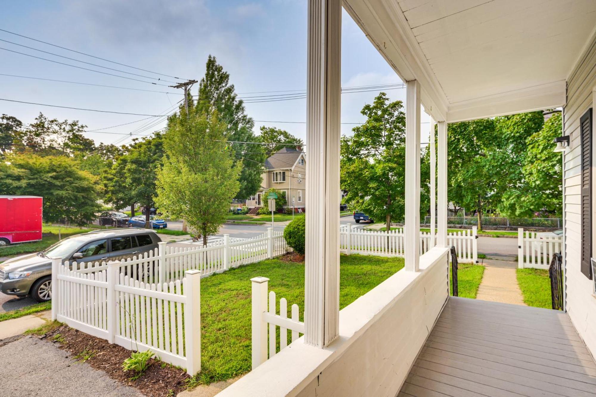 9 Mi To Dtwn Boston Cozy Malden Apartment Buitenkant foto