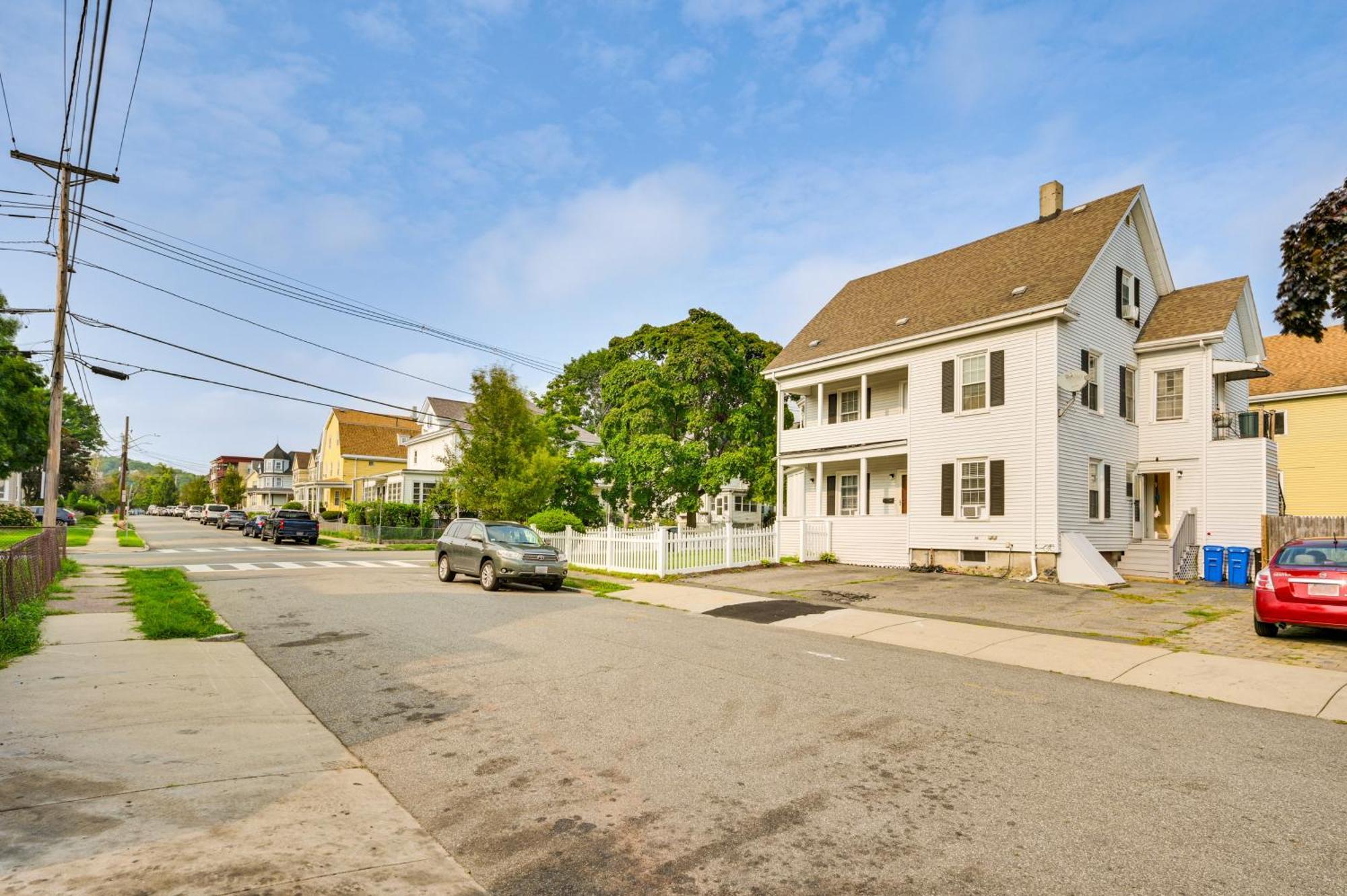 9 Mi To Dtwn Boston Cozy Malden Apartment Buitenkant foto