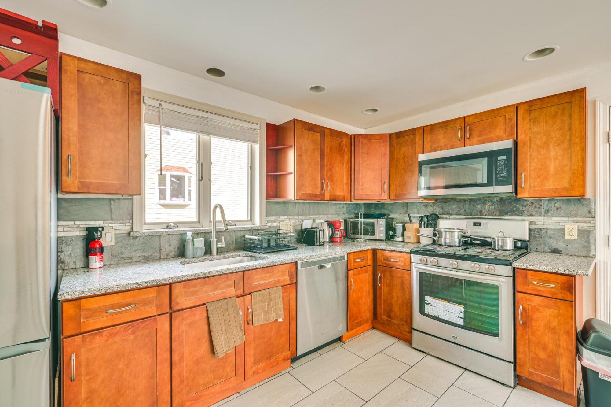 9 Mi To Dtwn Boston Cozy Malden Apartment Buitenkant foto