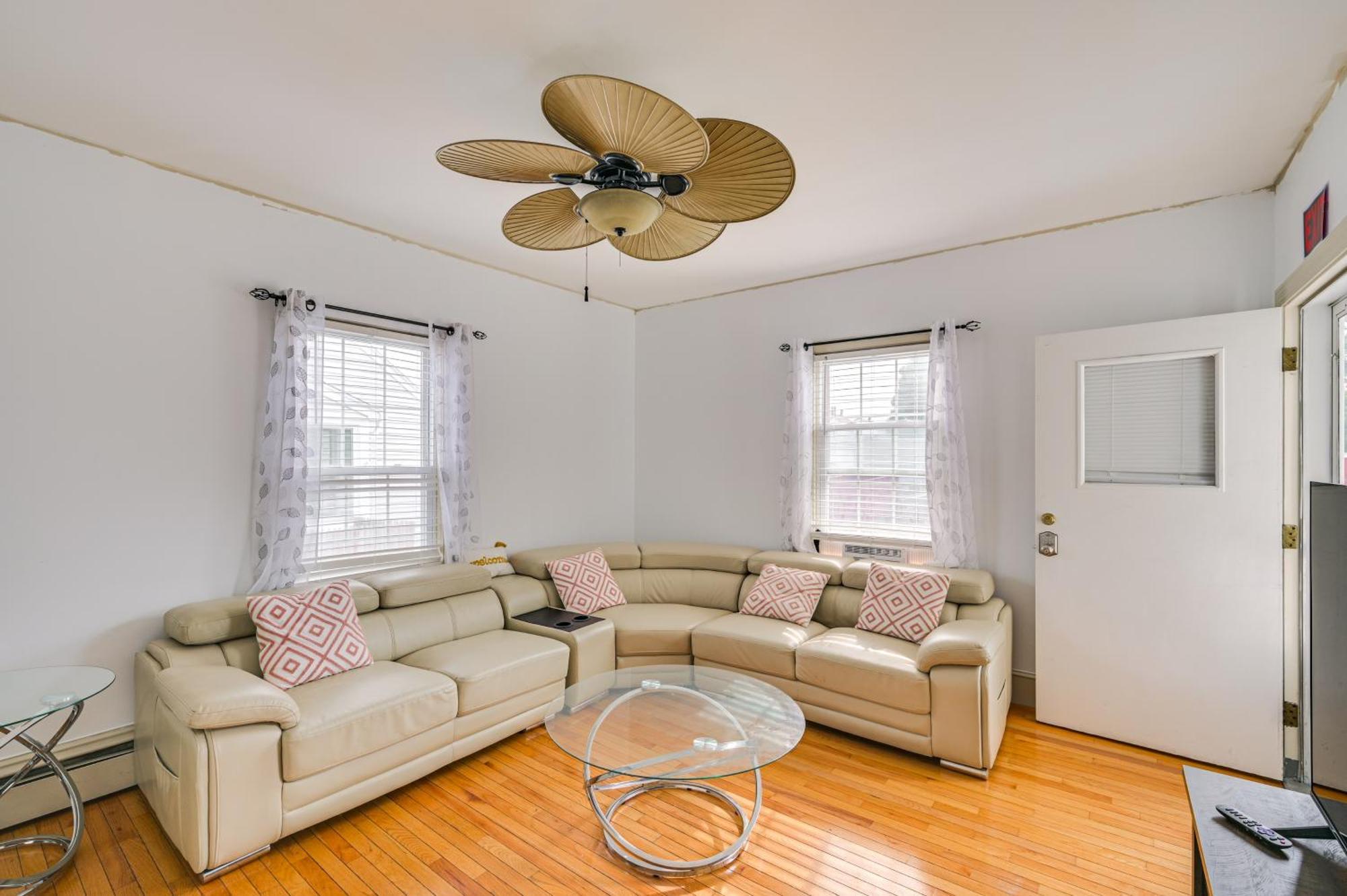 9 Mi To Dtwn Boston Cozy Malden Apartment Buitenkant foto